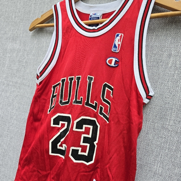 Vintage Champion Chicago Bulls Michael Jordan 23 Youth Jersey Sz S 6-8